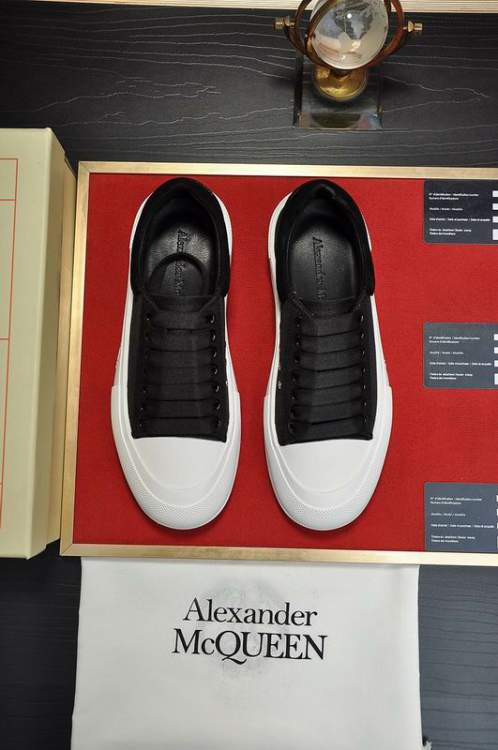 Picture of Alexander McQueen Shoes _SKUAlexanderMcQueensz35-44mnw0401195